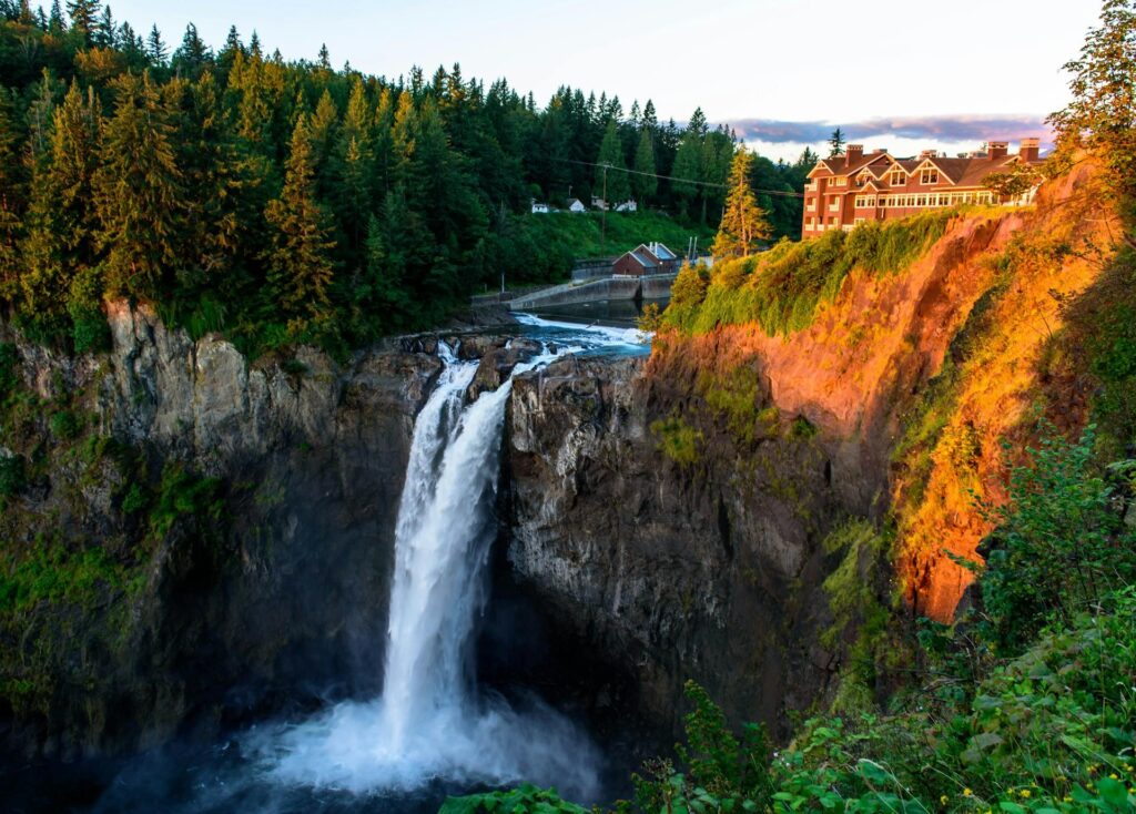 Snoqualmie Falls: A Must-See Natural Wonder Near Seattle